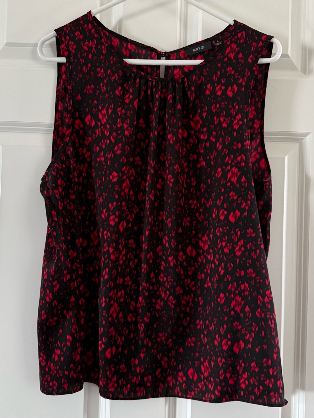Apt. 9 Black & Red Sleeveless Printed Blouse